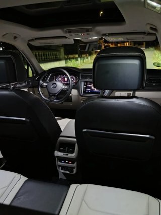 Volkswagen Tiguan full equip!!