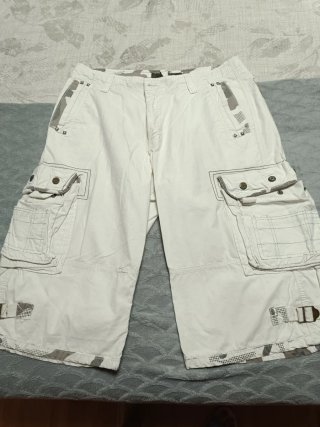 Pantalones cortos cargo hombre blancos