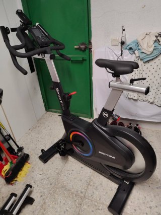 Bicicleta Estática Bodytone Smart Bike SMB1 V3