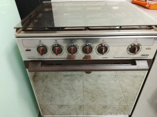 Cocina Zanussi Plata y Verde