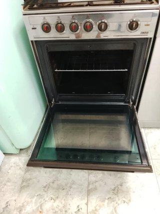 Cocina Zanussi Plata y Verde
