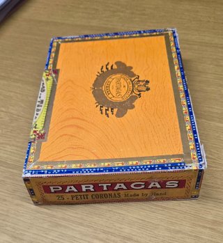 Caja antigua original de puros Partagás Habana