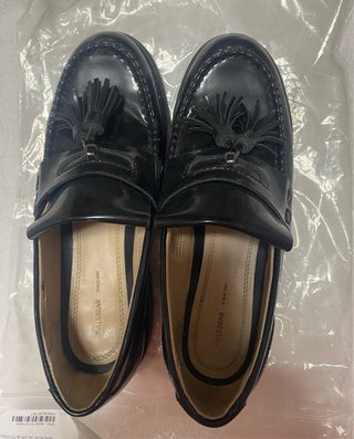 PULL&BEAR-Mocasines negros mujer elegantes