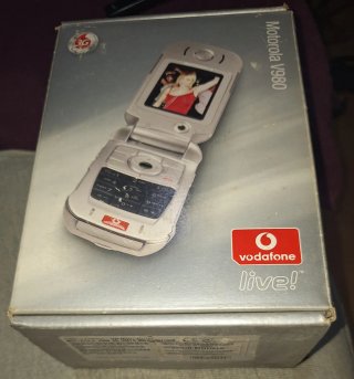 Motorola v980+ con accesorios