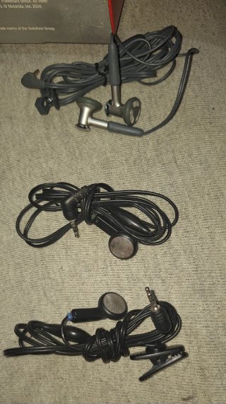Motorola v980+ con accesorios