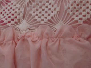 Colcha Bolillos Rosa Volantes Matrimonio1'35