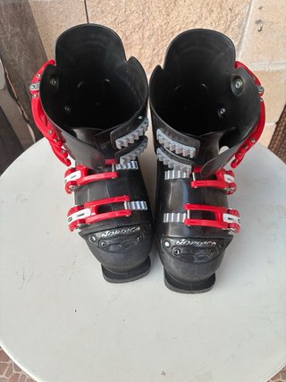 Botas de esquí infantiles rojas