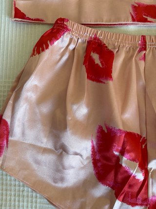 Pijama mujer XS labios rojos