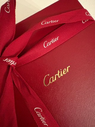 Scatola e contro scatola Cartier con fiocco