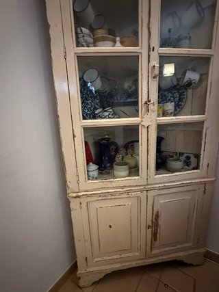 Mueble esquinero antiguo madera y cristal