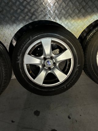 Llantas Volvo V70 R16 Michelin