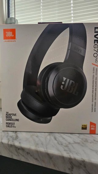 Cuffie JBL Live 670NC Wireless Noise Cancelling