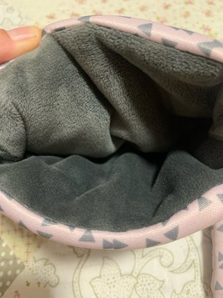 Manoplas para carro dbebé con estampado triangular