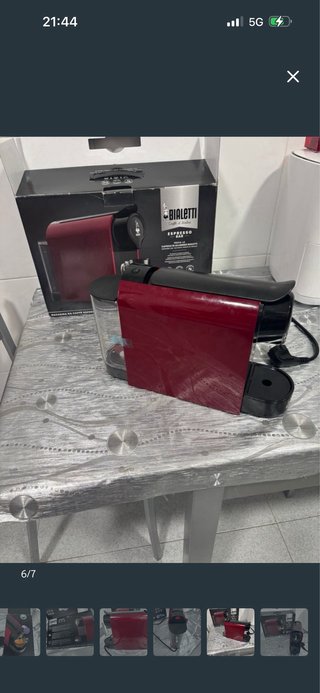 Cafetera Cápsulas Bialetti Negra y Burdeos