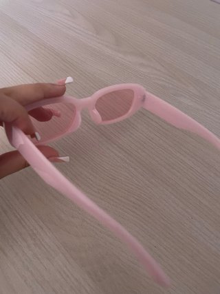 Occhiali da sole rosa