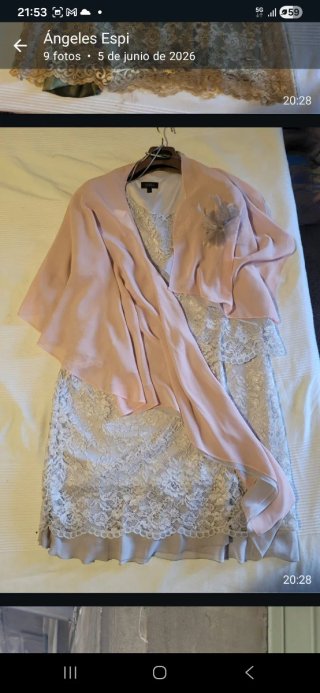 Vestido de ceremonia gris y rosa
