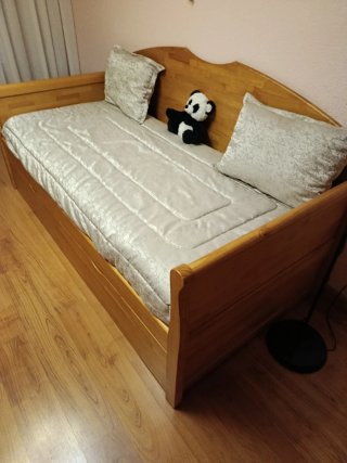 CAMA NIDO DE 90 Y LAMPARA