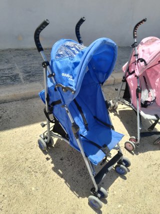 Passeggini blu e rosa