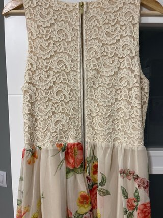 Vestido largo floral para boda o evento de día