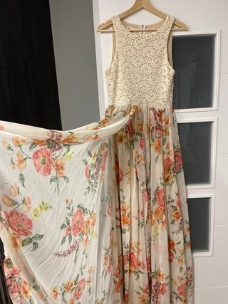 Vestido largo floral para boda o evento de día