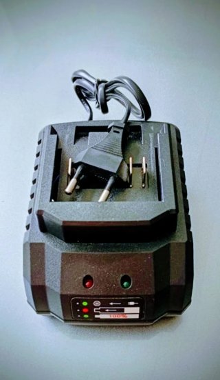 Amoladora Makita DGA504 18V + Batería Makita 18v6A