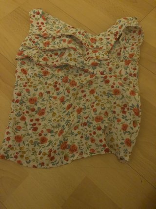 Conjunto falda pantalón coral y top flores