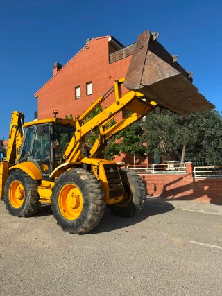 Retroexcavadora JCB 4CX