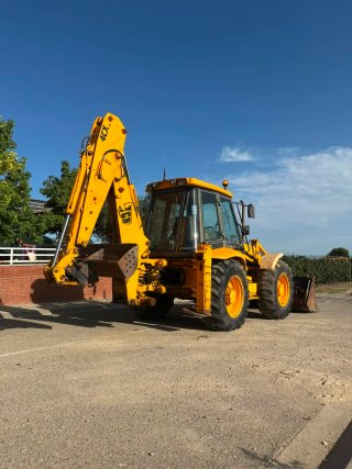 Retroexcavadora JCB 4CX