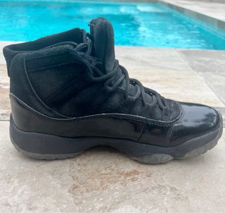 Jordan 11 Negro Patent Leather