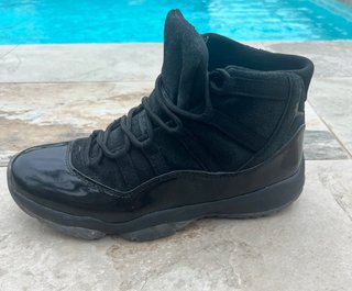 Jordan 11 Negro Patent Leather