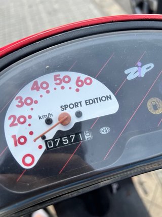 Piaggio Zip sport Scooter 49cc