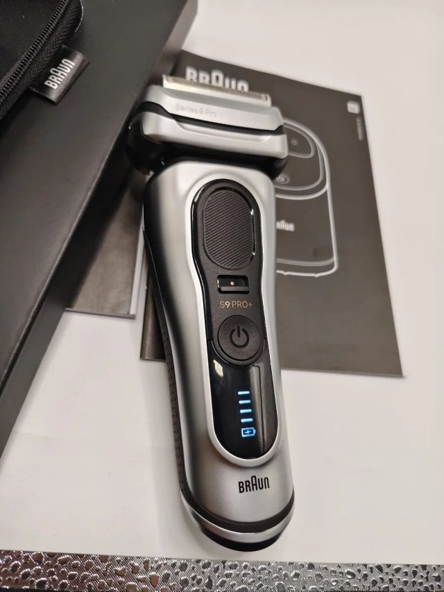 Braun Series 9 PRO+ Afeitadora Eléctrica