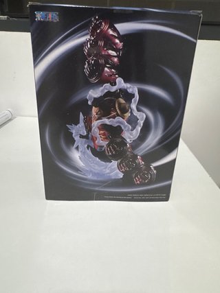 Figura Luffy Gear 4 One Piece Detallada