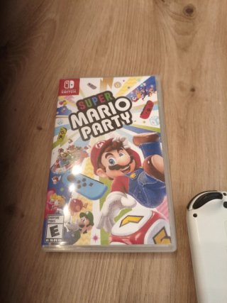 Nintendo Switch OLED Blanca+Mario party + mando