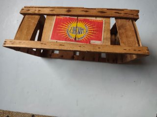 Caja de madera antigua