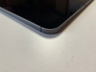 iPad Air 4 Wifi + Cellular
