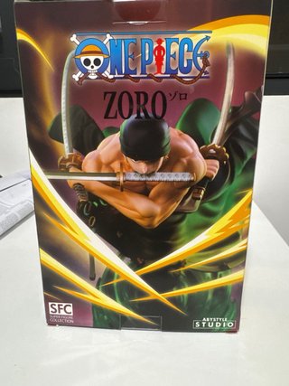 Figura de  Zoro de One Piece gran detallada.