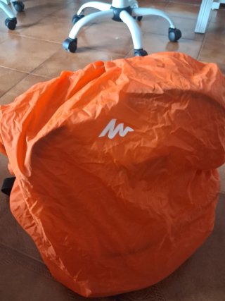 Funda para mochila naranja