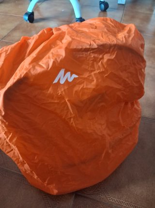 Funda para mochila naranja