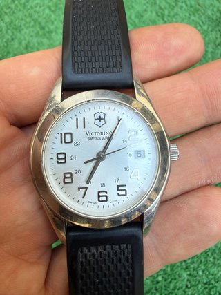 Reloj Victorinox Swiss Army Plata/Negro