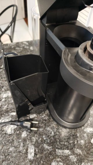 Cafetera Nespresso Vertuo Pop Negra