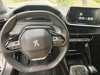 Peugeot 2008 muy cuidado