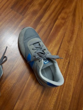 Tenis New Balance Gris y Azul