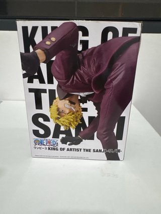 Figura de Sanji de One Piece con gran detallado.