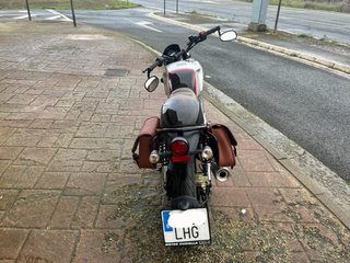 UM Scrambler X Cafe 125 Negra