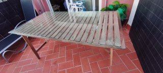 Mesa de jardín madera y cristal
