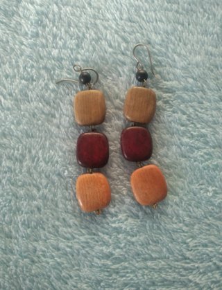Pendientes largos de varios colores