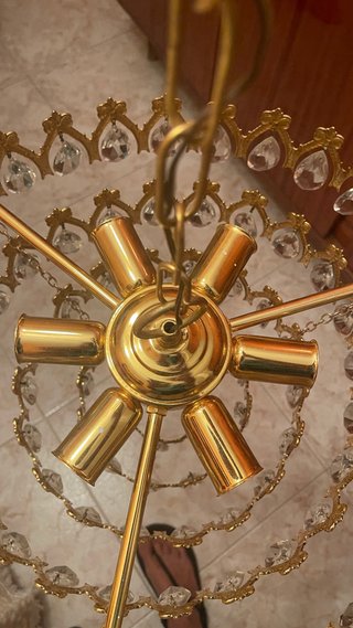 Lámpara colgante de cristal y metal dorado