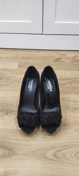 Zapatos de tacón negros