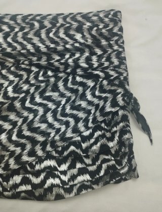 Minifalda Zara plateada y negra